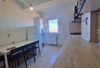 Apartament cu 3 camere semidecomandat în Sud - 4