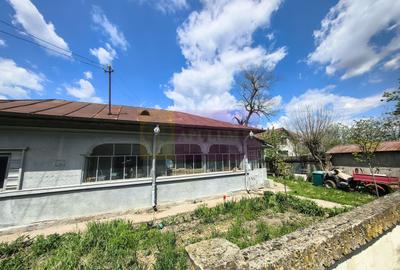 Teren Construcții intravilan de 975 mp, în Poșta - 22