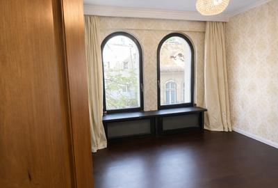 Casă cu 6 camere cu Teren 300 Mp în Dorobanți - 3