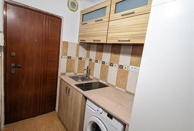 Garsonieră decomandată în Nicolina - 4