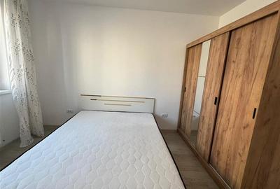Apartament cu 2 camere decomandat, mobilat în Tractorul - 6