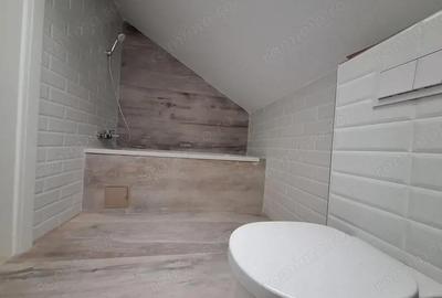 Apartament cu 3 camere decomandat în Chișoda - 4