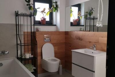 Casă individuală cu 8 camere cu Canalizare în Șelimbăr - 10