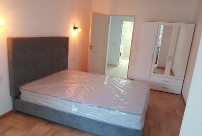 Proprietar inchiriez apartament 3 camere ultracentral - 5