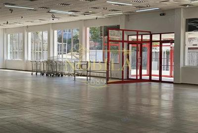 Spațiu comercial, de 525 mp, în Nord - 6