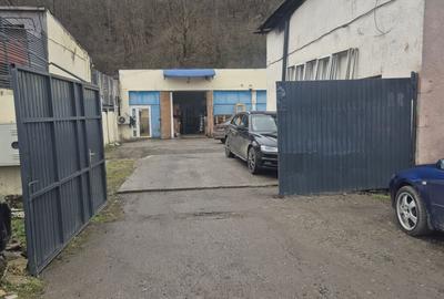 Spațiu comercial, de 250 mp, în Central - 6