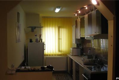 Apartament cu 3 camere decomandat în Câmpia Turzii - 11