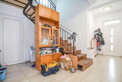 Casă individuală cu 12 camere cu Garaj în Florești - 10