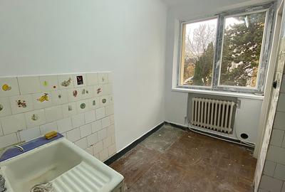 Apartament cu 2 camere semidecomandate , etaj 3 din 3 - Gruia , zona stadion CFR - 4