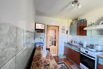 Apartament de 2 camere,etaj 3,zona Primaverii - 3