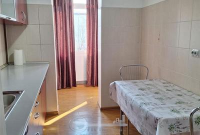Apartament cu 2 camere decomandat, mobilat în Galata - 2