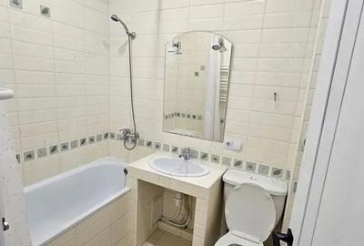 Garsoniera complet mobilata situata la 5 minute de mers pe jos de Colegiul National 'Mihai Eminescu' - 3