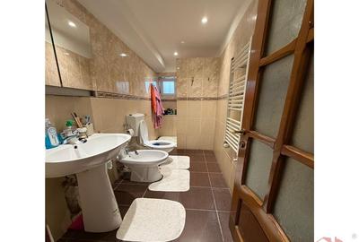 Garsoniera confort 1 , parter, 40mp, mobilata si utilata , B - 4