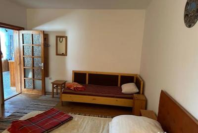 Casă cu 7 camere cu Teren 396 Mp în Eforie - 18