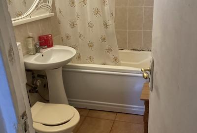 Apartament cu 2 camere semidecomandat în Rahova