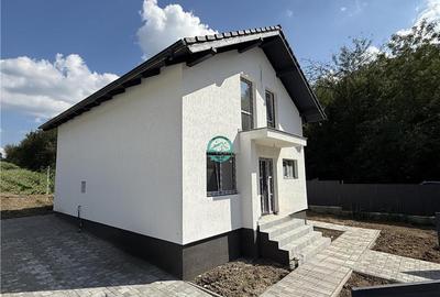 Casa noua cu 5 camere de vanzare semifinisata, teren 500 mp in Corunca - 2