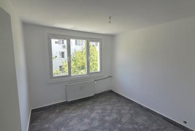Apartament cu 4 camere decomandat în Gorjului