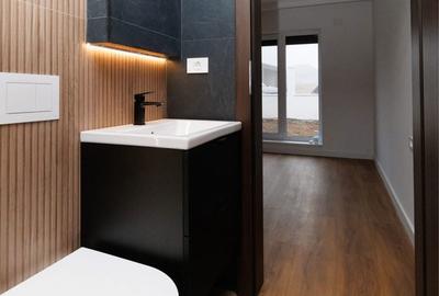 Casă cu 4 camere în Central