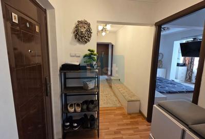 Apartament cu 3 camere decomandat, mobilat în Aluniș - 5