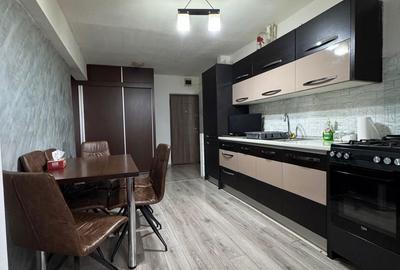 Apartament cu 3 camere în Ampoi 3