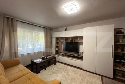 Apartament complet renovat, mobilat, utilat - Zona Racadau - 1