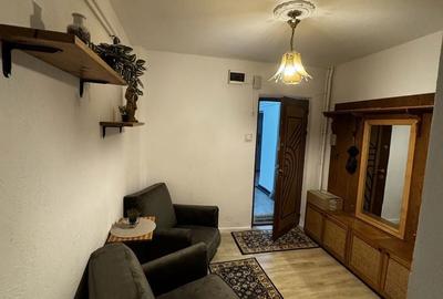 Apartament cu 3 camere decomandat în Canta - 7