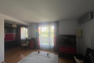 Casa 400 mp de Buhusi, Bacau - 10