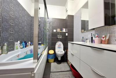 Apartament cu 3 camere decomandat în Valea Lupului - 5
