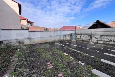 Casă cu 7 camere decomandat cu Teren 430 Mp în Gruia - 8