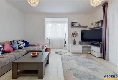 Apartament cu 2 camere decomandat, mobilat în Tractorul - 2