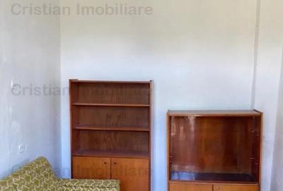 Casă cu 4 camere cu Teren 290 Mp în Central - 2