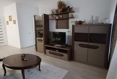 Apartament cu 3 camere decomandat în Cotu - 10