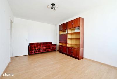 Apartament cu 2 camere decomandat în 1 Mai