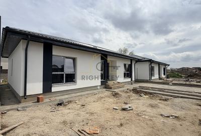 Casă individuală cu 4 camere cu Teren 400 Mp în Domnești - 2