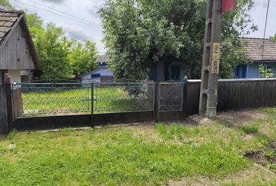 Casă cu Teren 1442 Mp în Cristești - 2
