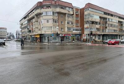 Spațiu comercial, de 16 mp, în Ultracentral - 5