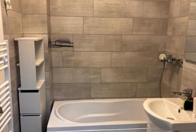 Apartament complet renovat, situat la parterul unui bloc solid - 5