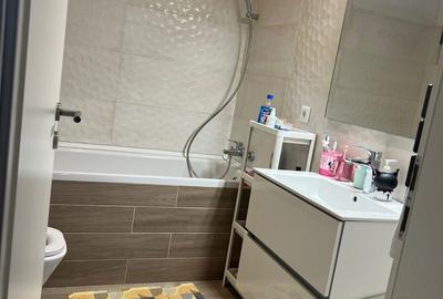 Apartament cu 3 camere semidecomandat în Central - 4