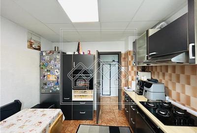Apartament cu 2 camere decomandat în Aeroport - 2
