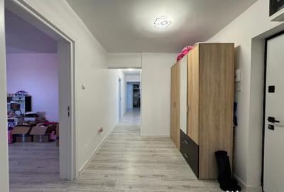 Apartament cu 3 camere decomandat în Nord - 7