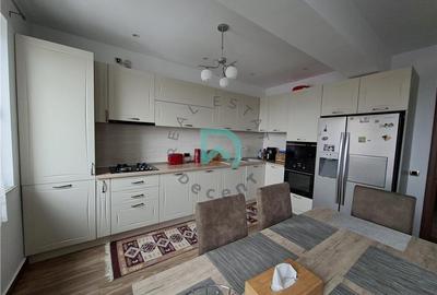 Apartament cu 3 camere decomandat în 13 Decembrie - 5