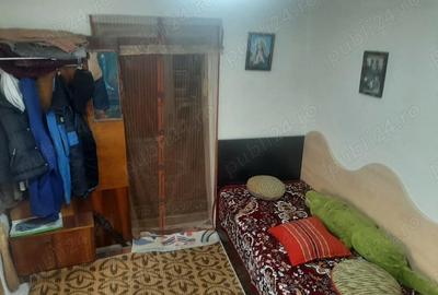 Casă cu 3 camere cu Teren 120 Mp în Rahova