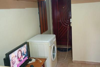 Inchiriez garsoniera cf 3 - 4