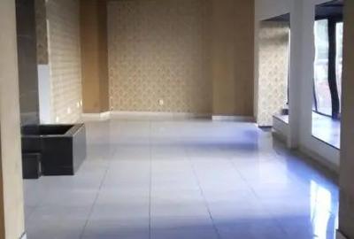 Spațiu comercial, de 160 mp, în Central - 1