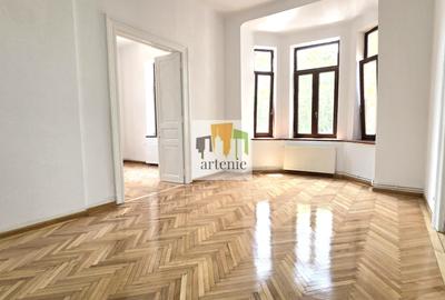 Unirii- Mantuleasa imobil interbelic 320 mp /15 camere/ It/ Creatie/ Showroom - 1
