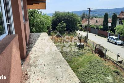 Casă cu 4 camere în Gemenea-Brătulești - 13