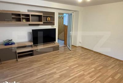 Apartament cu 3 camere decomandat în Florilor - 6