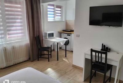 Garsonieră decomandată în Central - 4