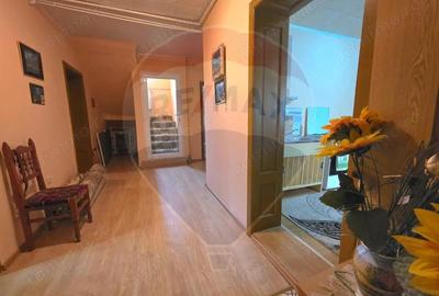 Casă cu 2 camere cu Teren 1440 Mp în Sud - 15