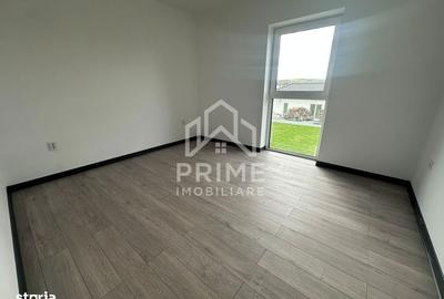 Casă cu 4 camere în Petrești - 2